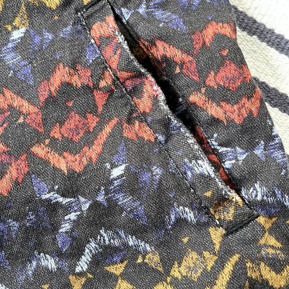 Free People Linen Blend Tribal Aztec Print Shorts Size 6 - Picture 10 of 11